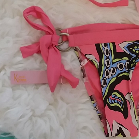 ⛱Kirsti Krinna bikini 🌊 - Picture 3 of 8